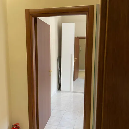 Apartman Top Class Zona Lingotto Fiere Ospedali Per Settimane Mesi *